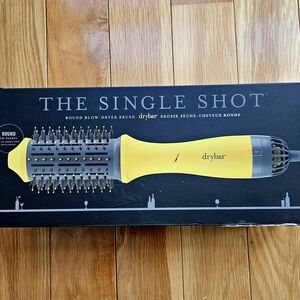 Drybar The Single Shot Round Blow-Dryer Brush